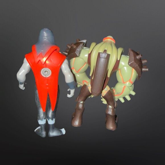 Articulating Playmates Ben 10 Hex & Vilgax PVC Action Figures A30 - Picture 2 of 4
